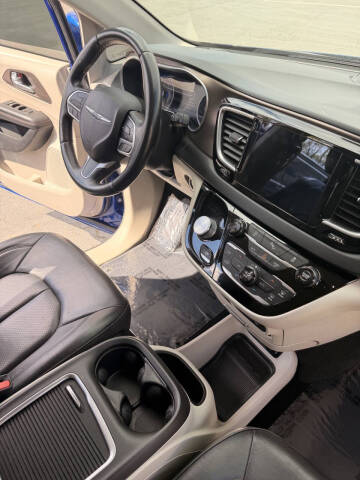 2018 Chrysler Pacifica Touring L Plus