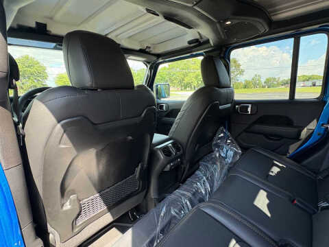 2025 Jeep Gladiator High Tide