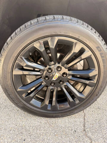 2016 Cadillac Escalade Standard