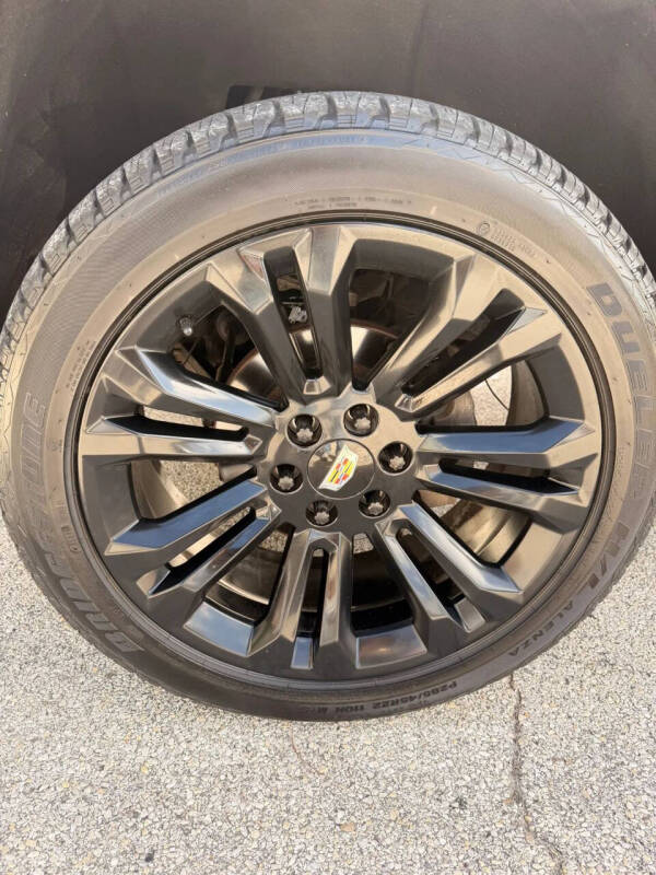 2016 Cadillac Escalade Standard
