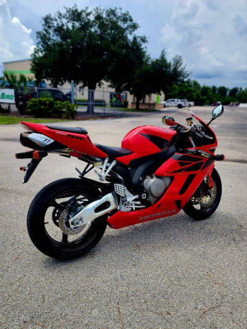 2005 Honda CBR1000RR