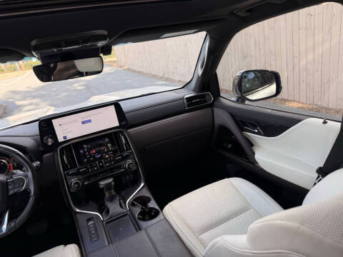 2024 Lexus LX 600 Luxury