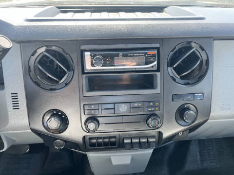 2015 Ford F-350 Super Duty XL