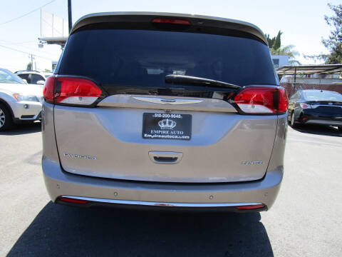 2017 Chrysler Pacifica Limited