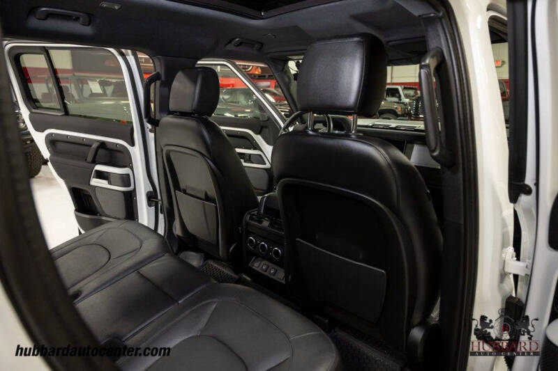 2023 Land Rover Defender 110 S