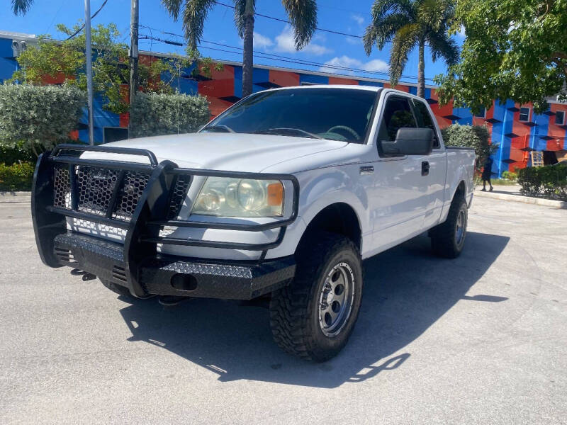 2006 Ford F-150 XLT photo 12