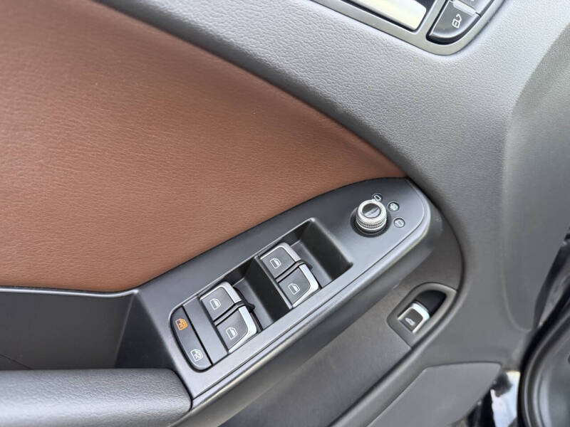 2015 Audi A4 2.0T quattro Premium