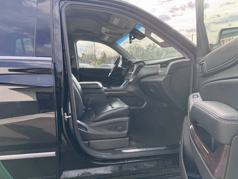 2017 GMC Yukon SLT