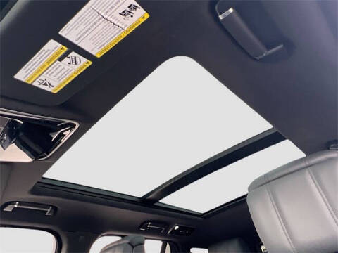 2021 Land Rover Range Rover P525 HSE Westminster Edition