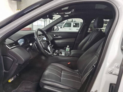 2022 Land Rover Range Rover Velar P250 R-Dynamic S