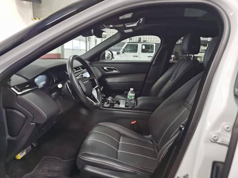 2022 Land Rover Range Rover Velar P250 R-Dynamic S