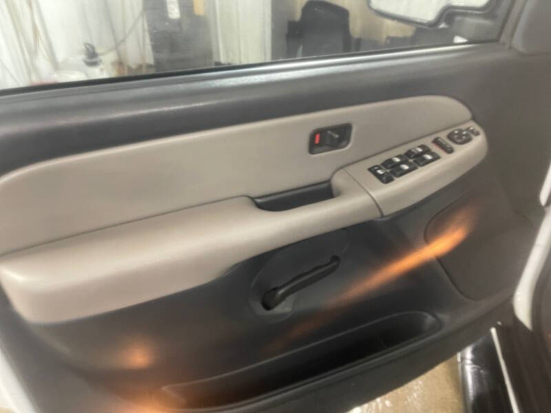 2002 Chevrolet Suburban 1500 LS