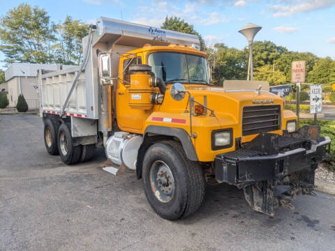 2000 Mack RD688S