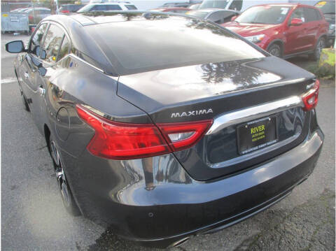 2017 Nissan Maxima Platinum