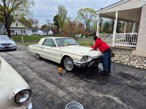 1965 Ford Thunderbird