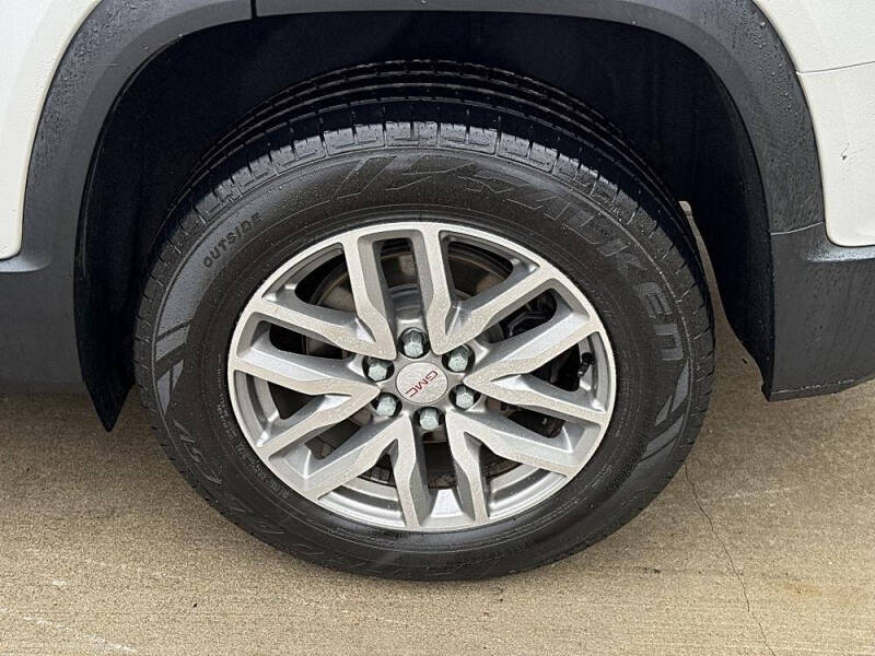 2017 GMC Acadia SLE-2