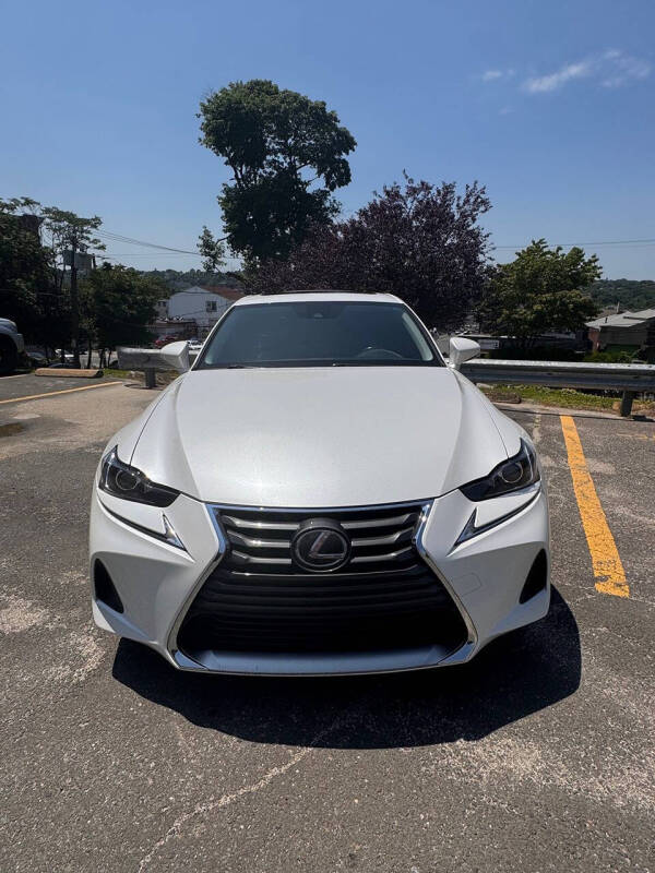2017 Lexus IS 300