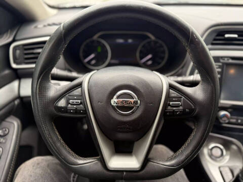 2017 Nissan Maxima