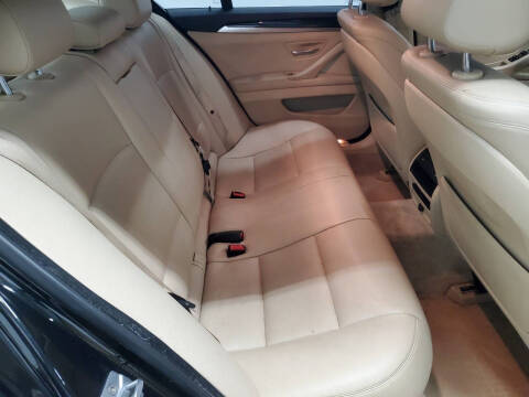 2015 BMW 5 Series 528i xDrive