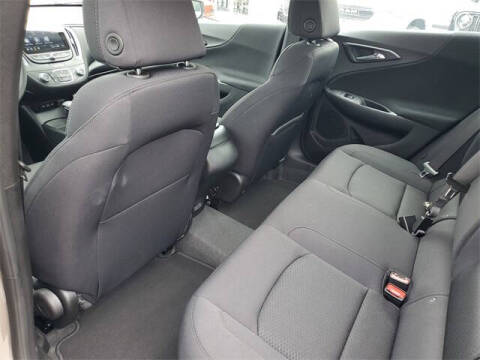 2025 Chevrolet Malibu LS