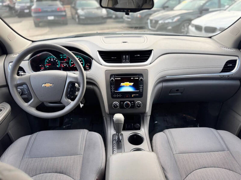 2016 Chevrolet Traverse LS