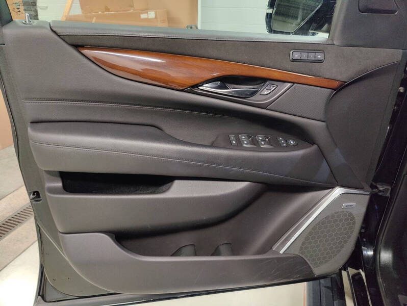 2020 Cadillac Escalade Premium Luxury