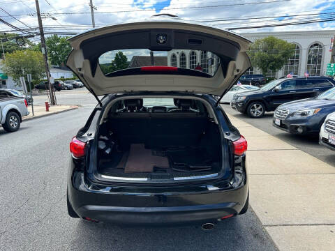 2011 Infiniti FX35