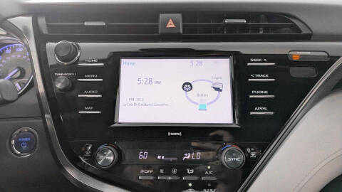 2020 Toyota Camry Hybrid LE