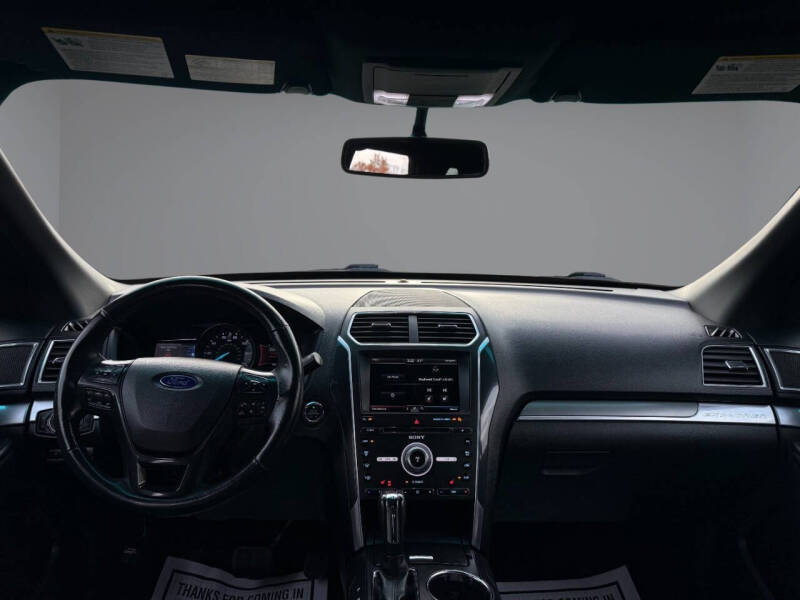 2016 Ford Explorer Sport