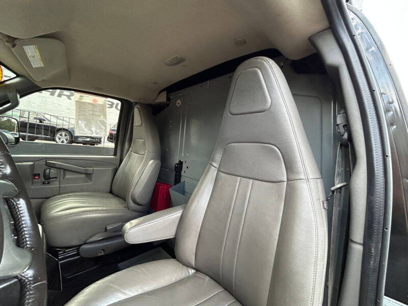 2016 Chevrolet Express 2500