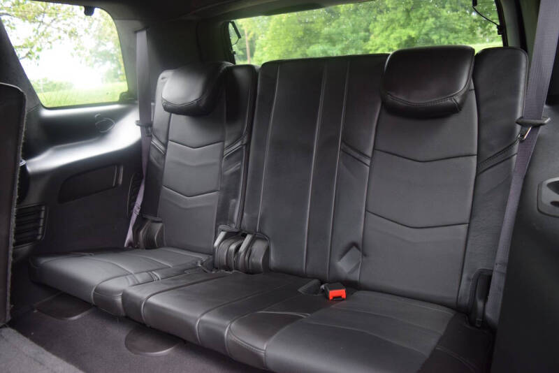 2015 Cadillac Escalade Platinum