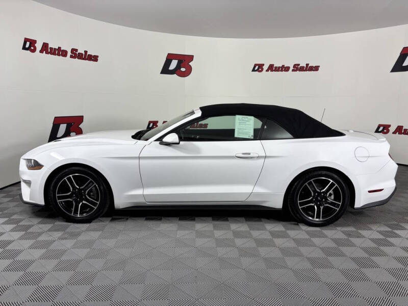 2022 Ford Mustang EcoBoost Premium