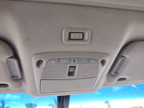 2017 Nissan Pathfinder SL