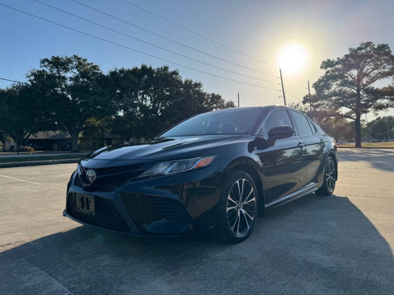 Toyota Camry's photo