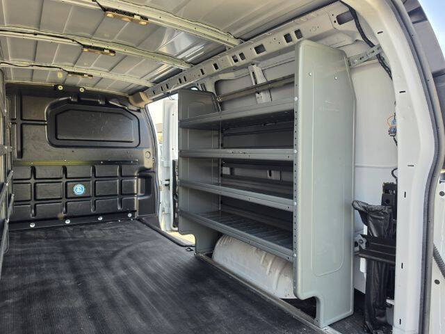 2021 Chevrolet Express 2500