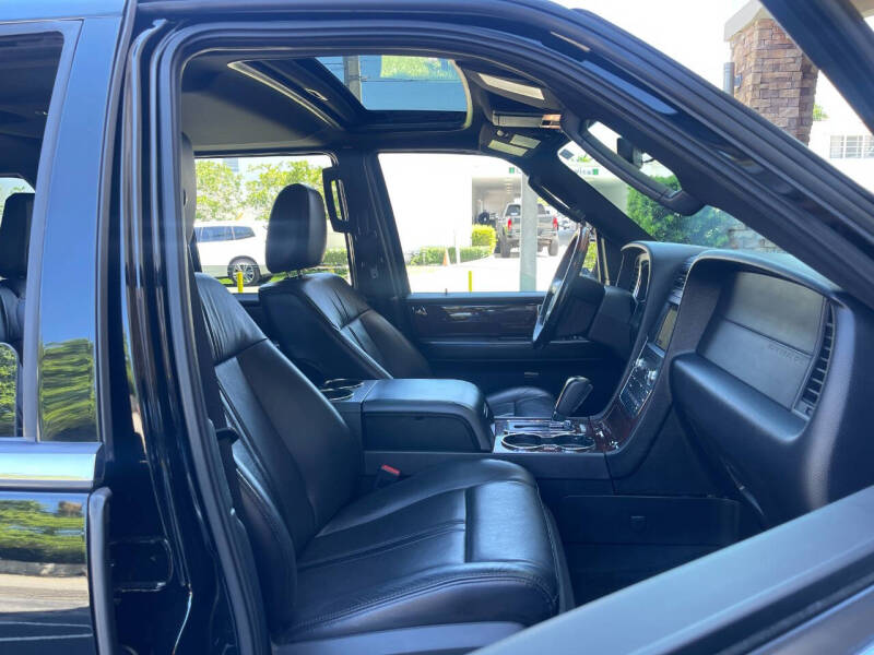 2016 Lincoln Navigator L Select