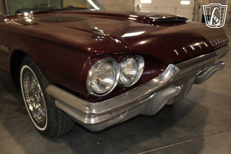 1964 Ford Thunderbird