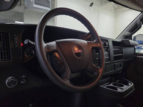 2017 GMC Savana 2500