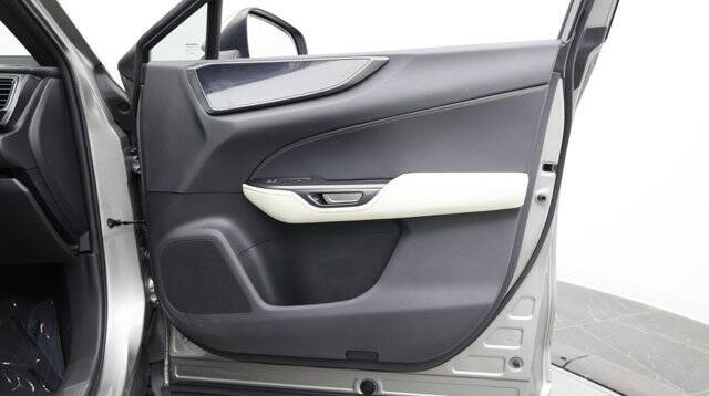 2023 Lexus NX 250