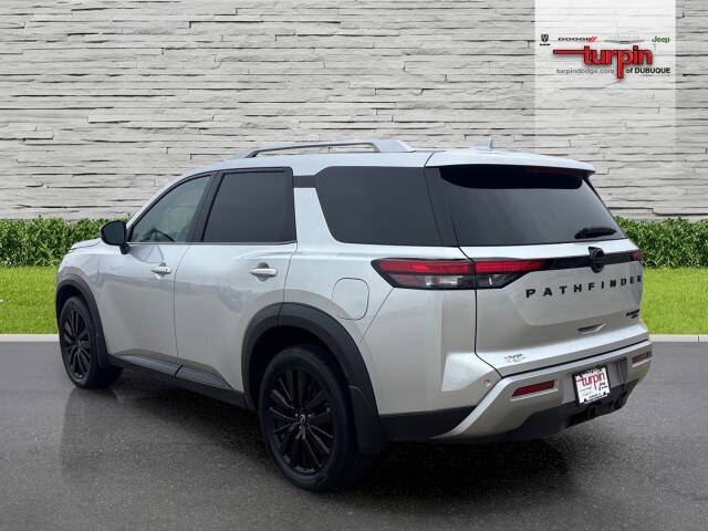 2023 Nissan Pathfinder Platinum