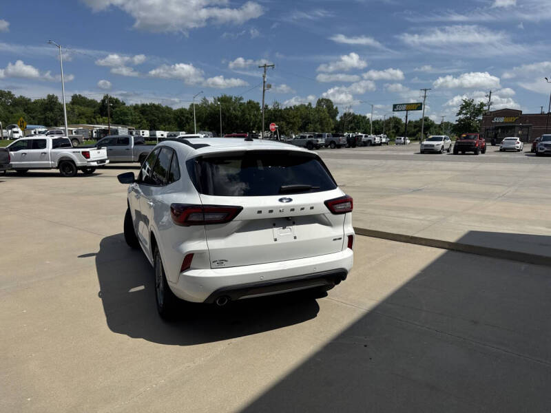 2023 Ford Escape ST-Line Select