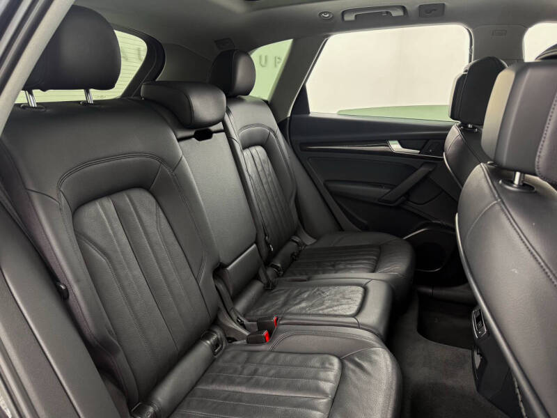 2018 Audi Q5 2.0T quattro Premium Plus