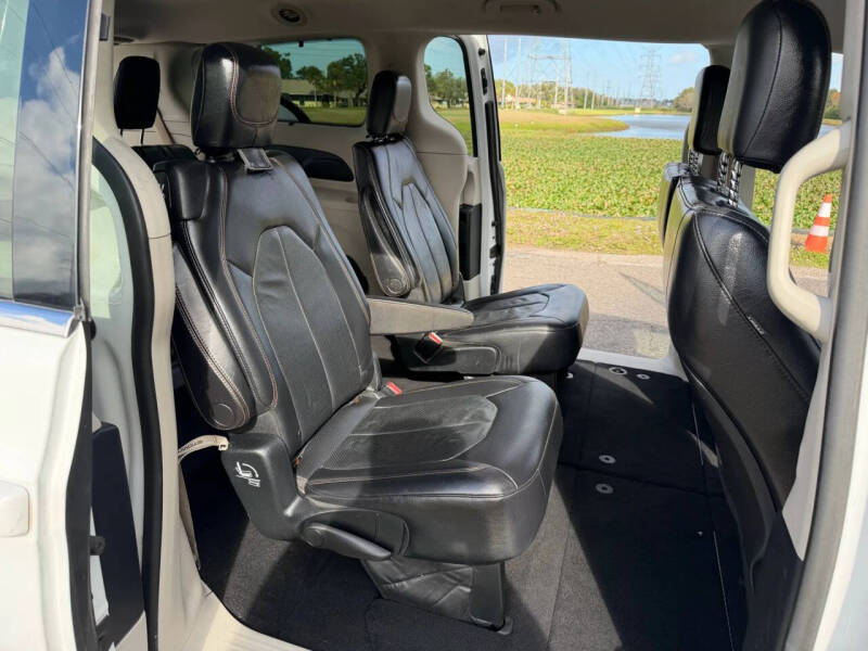 2018 Chrysler Pacifica Touring L