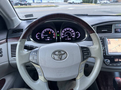 2011 Toyota Avalon Limited