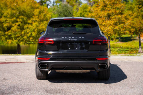 2017 Porsche Cayenne Platinum Edition