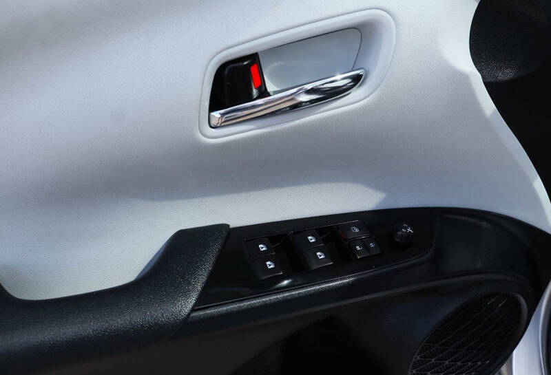 2016 Toyota Prius Three Touring