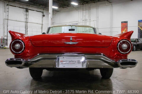 1957 Ford Thunderbird
