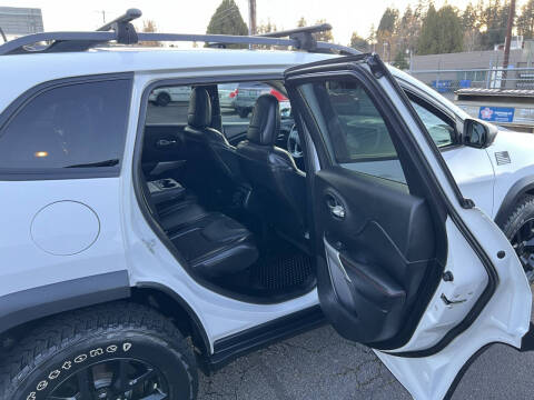 2018 Jeep Cherokee Trailhawk L Plus