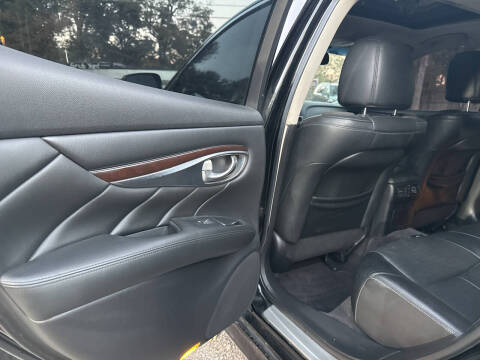 2012 Infiniti M37