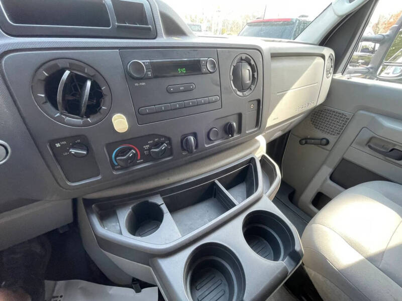 2014 Ford E-Series